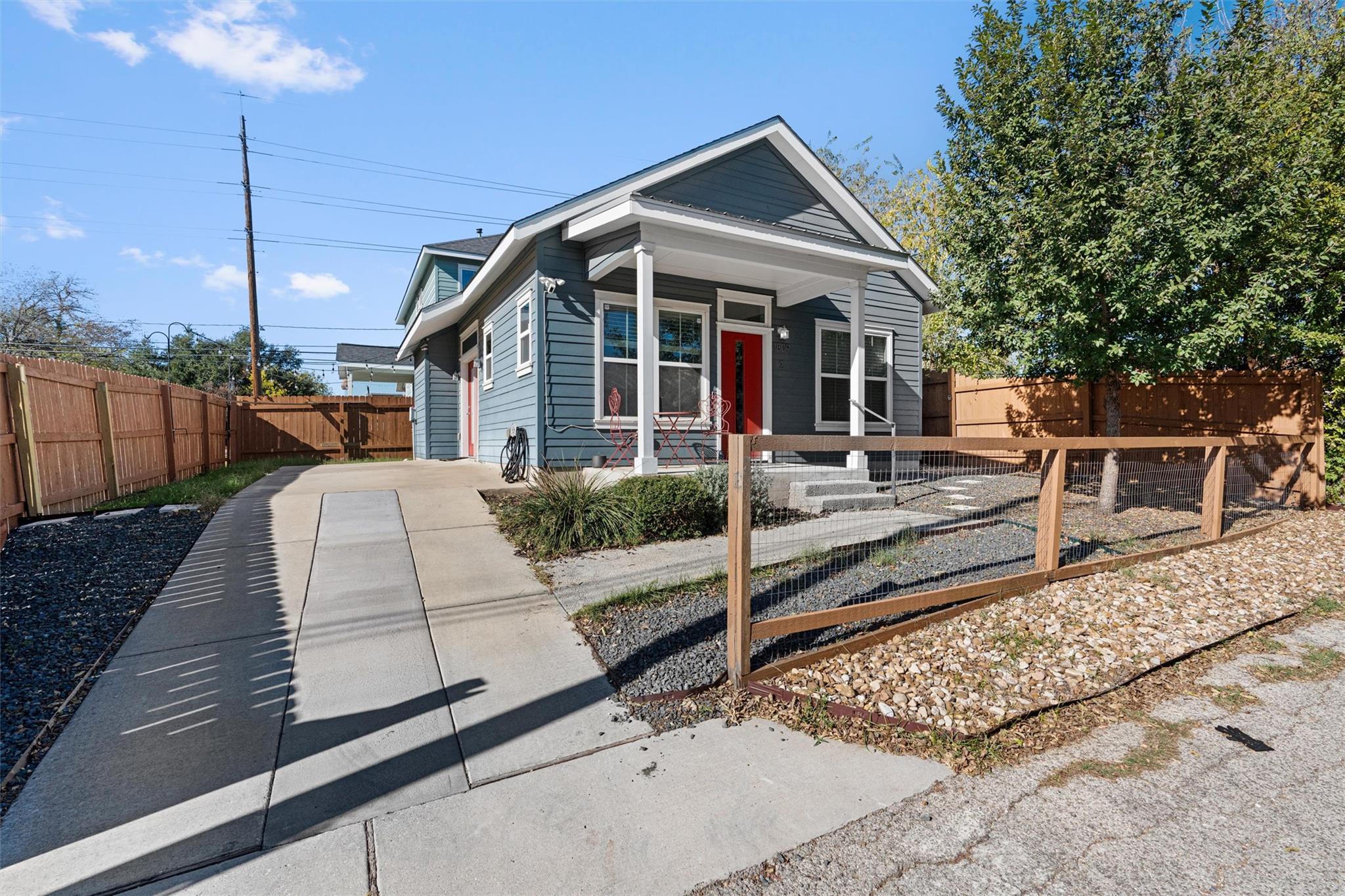 1809 Chestnut Ave # 2, Austin, TX 78702