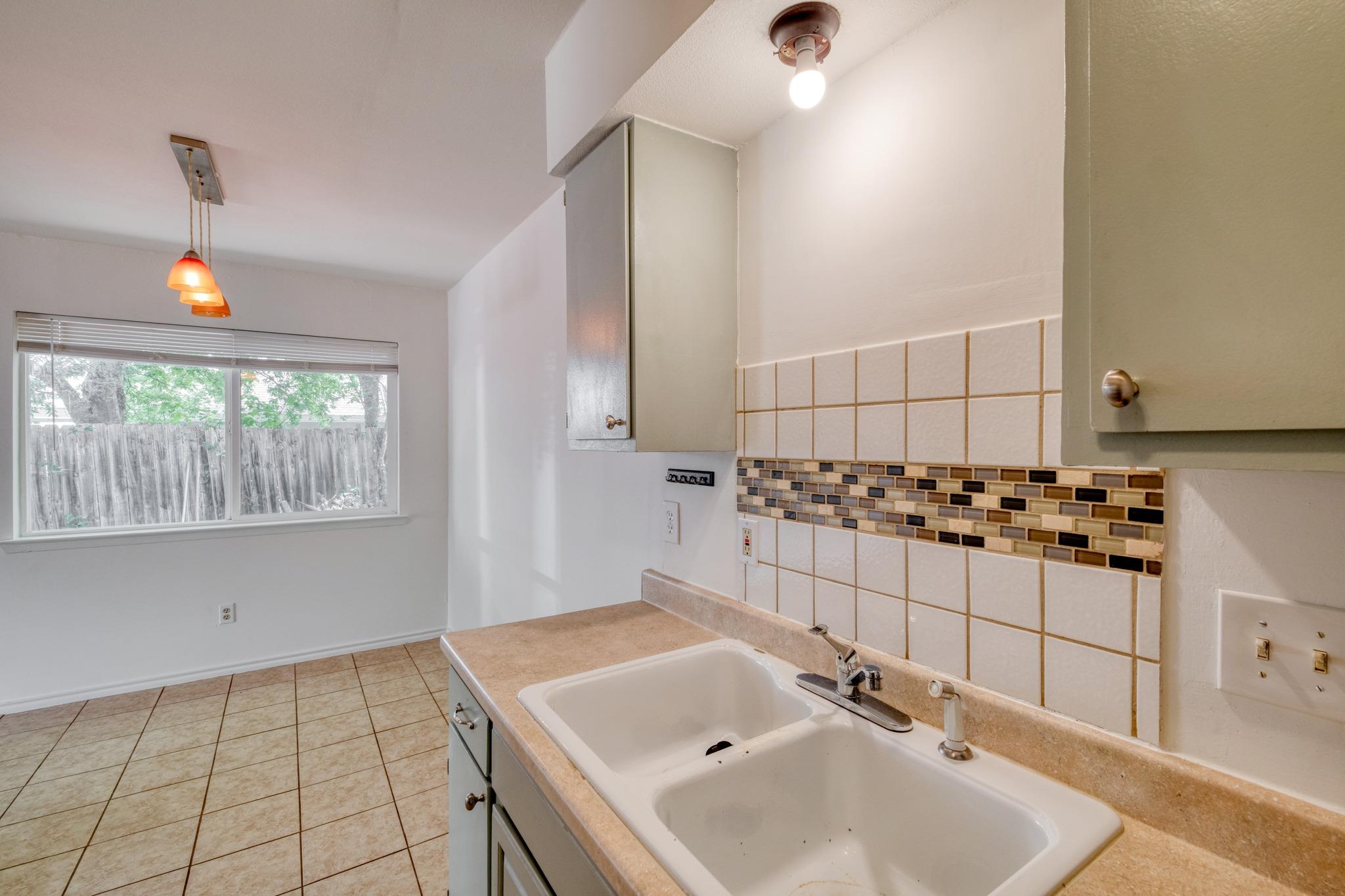 7209 Colony Park Dr, Austin, TX 78724