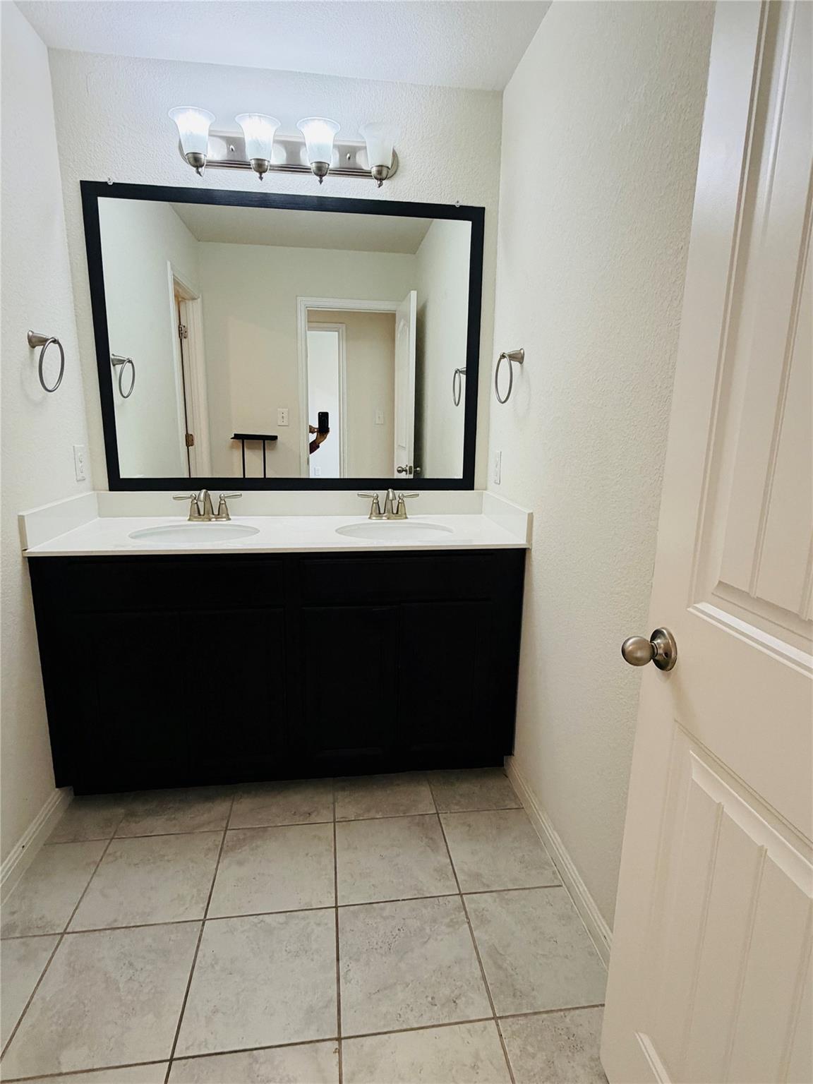 2013 Hat Bender Loop, Round Rock, TX 78664