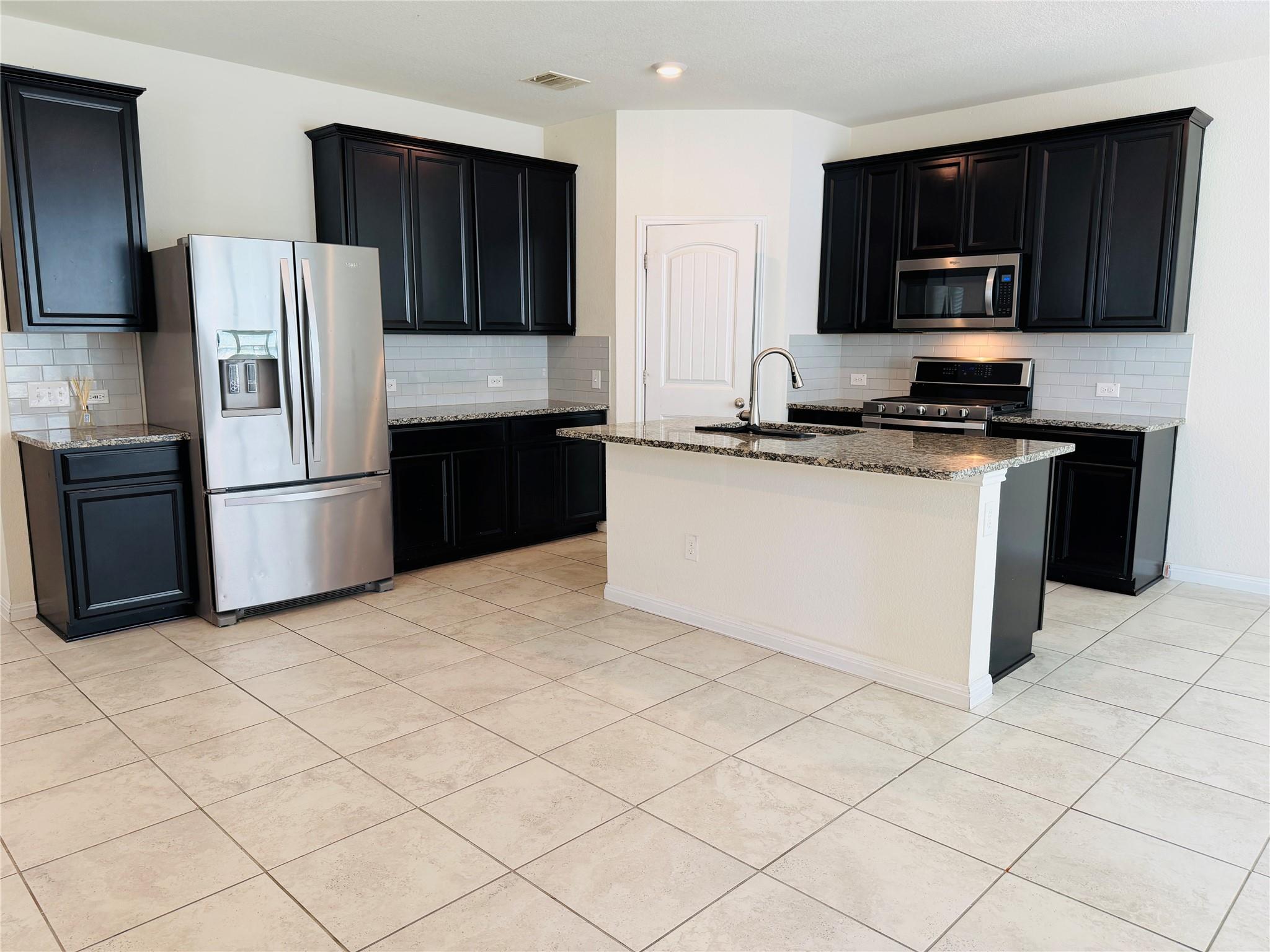 2013 Hat Bender Loop, Round Rock, TX 78664