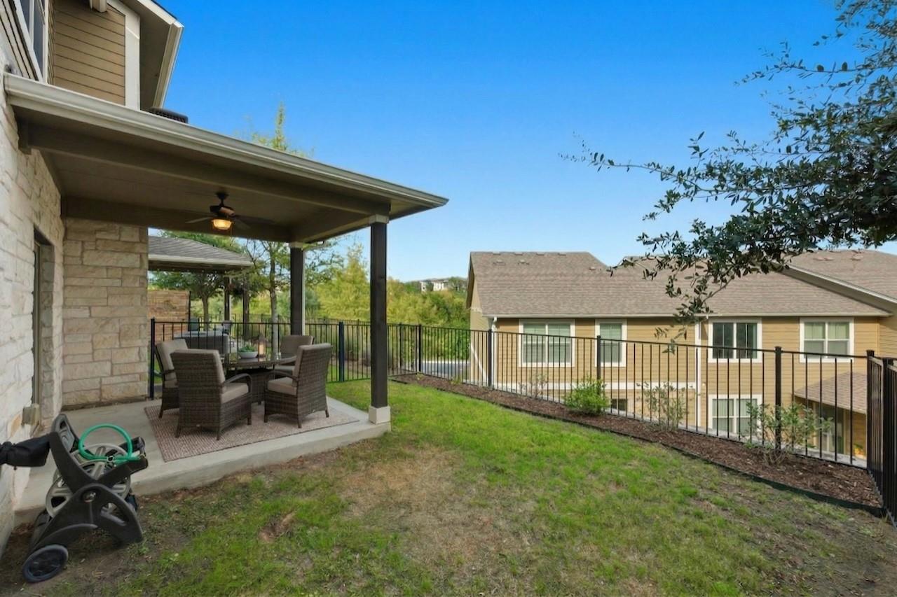 516 E Slaughter Ln # 2402, Austin, TX 78744