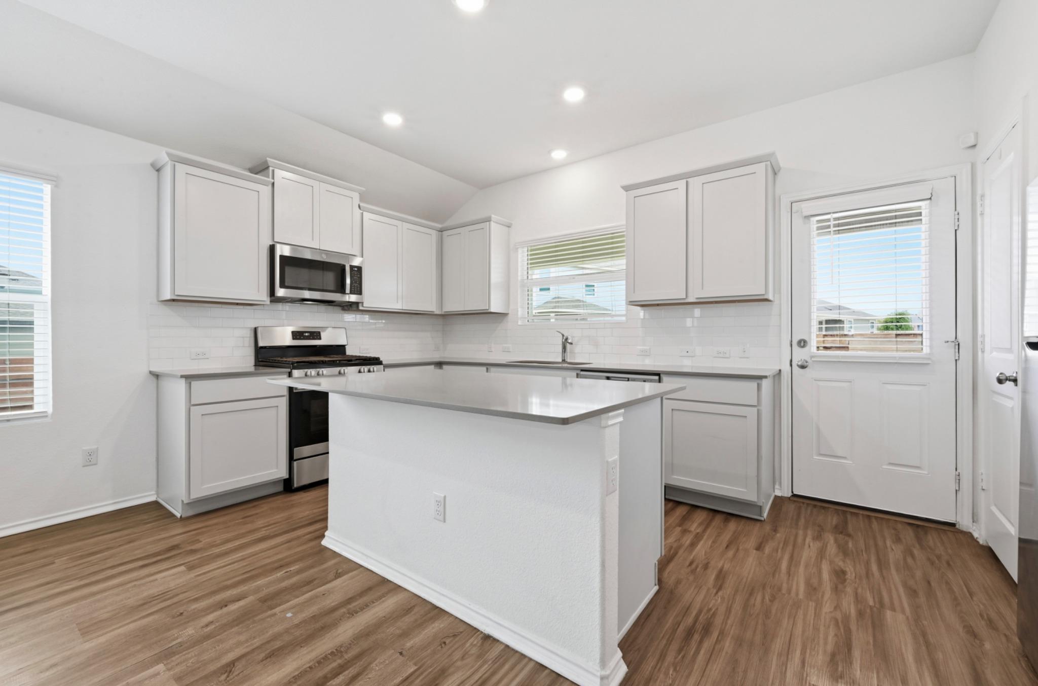 388 Barcelona, Kyle, TX 78640