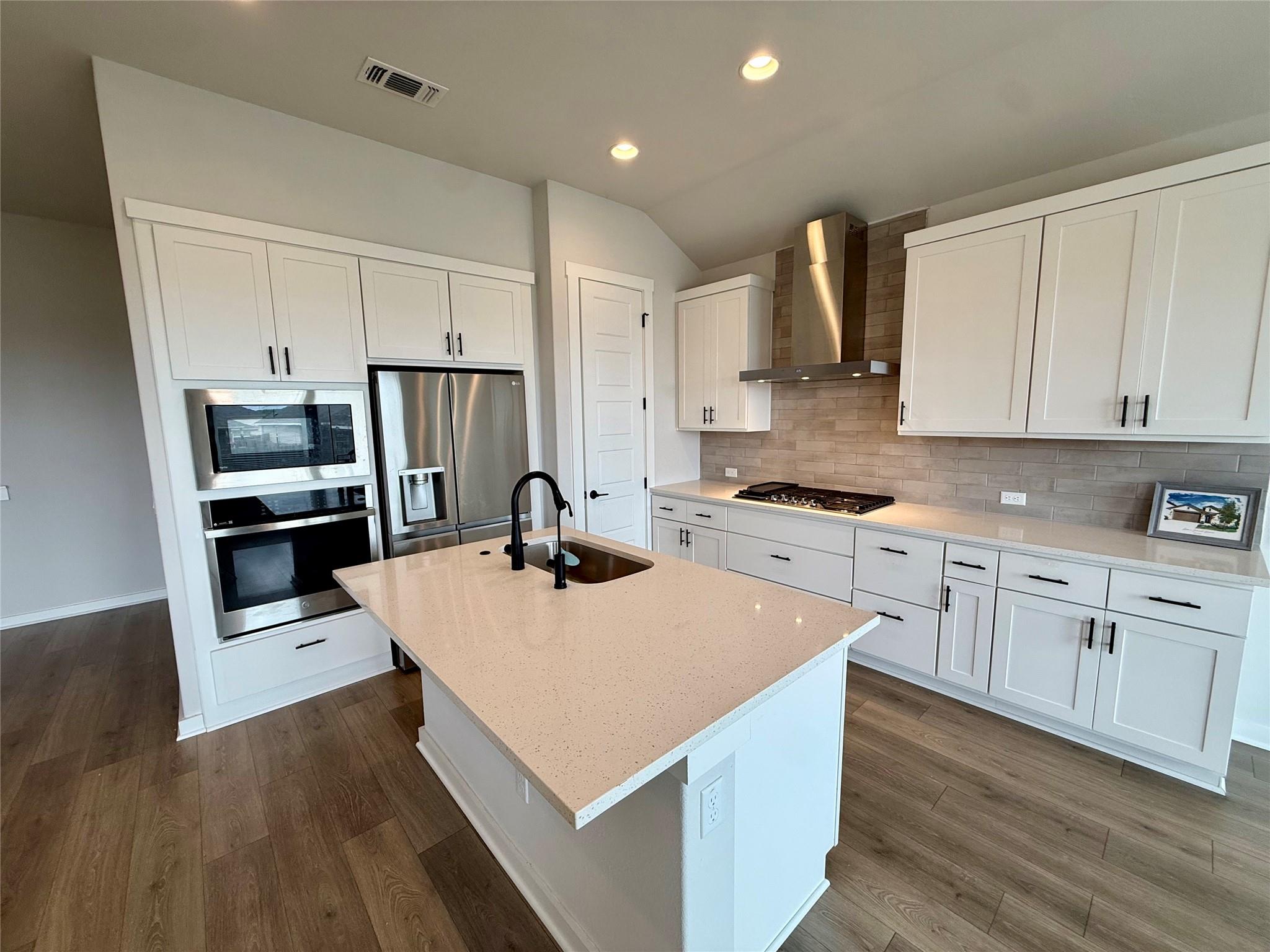 6410 Velvet Leaf Ln, Buda, TX 78610