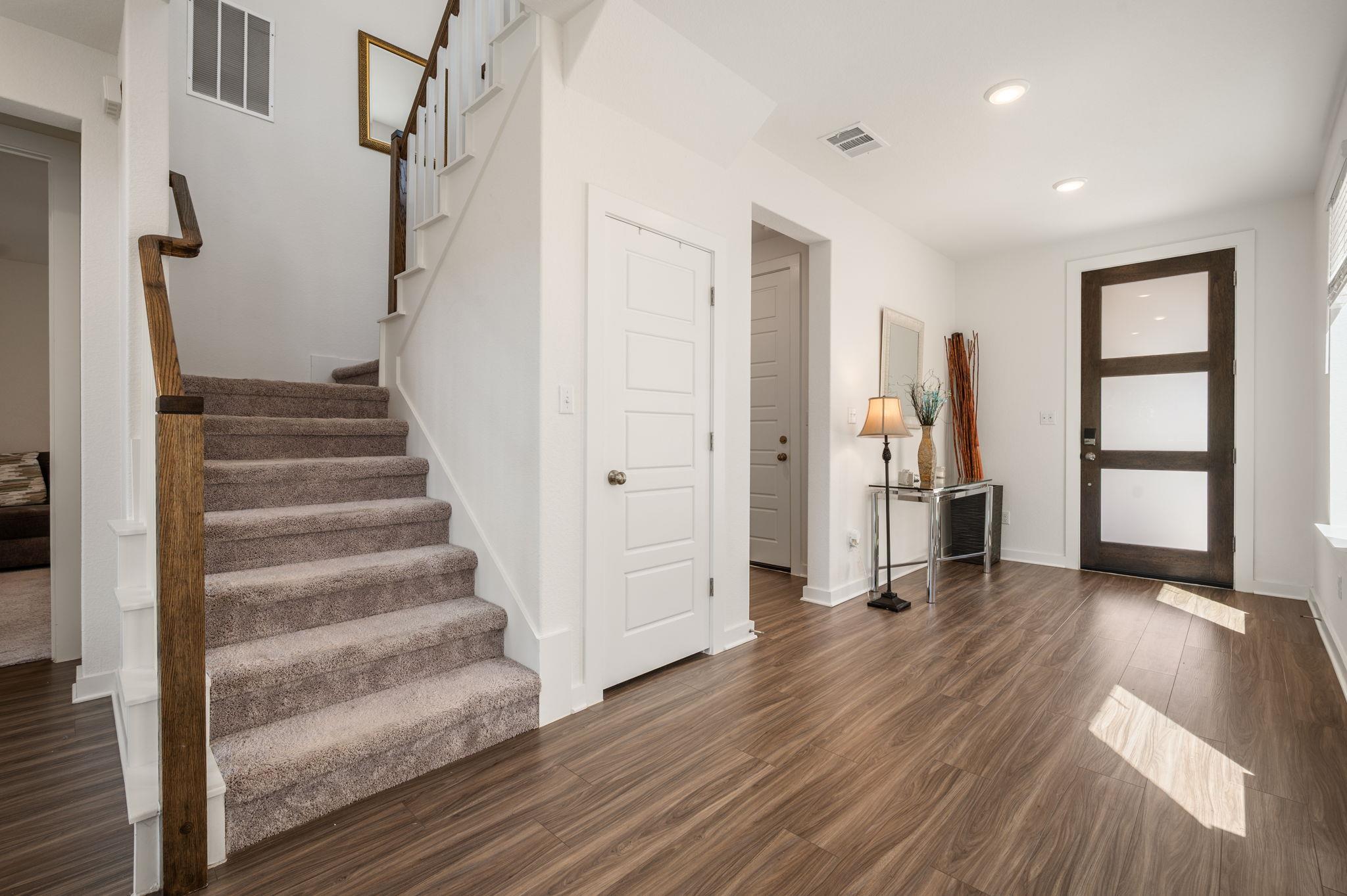 256 Comfort Maple Lane, Dripping Springs, TX 78620