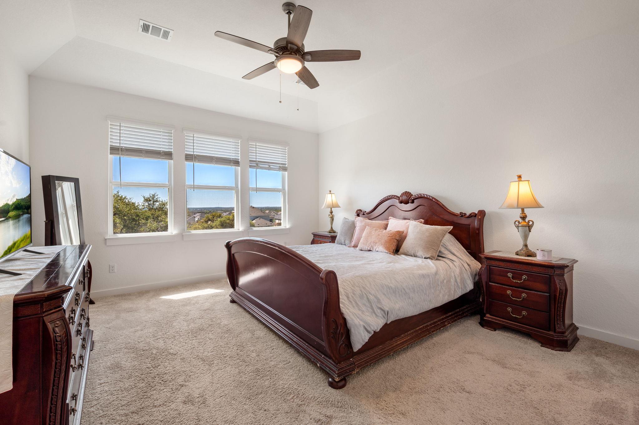 256 Comfort Maple Lane, Dripping Springs, TX 78620