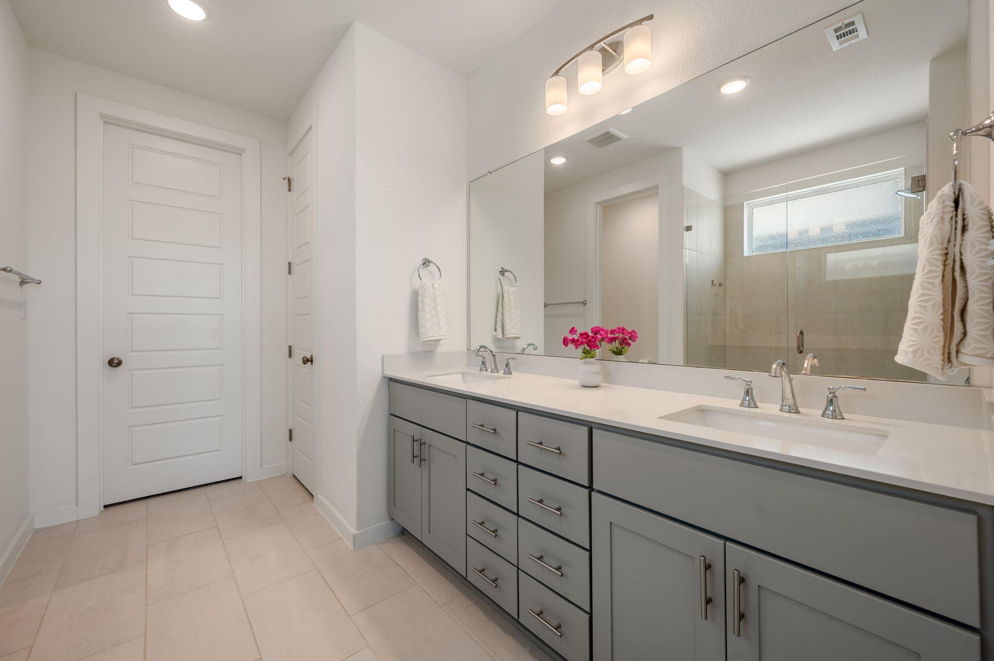 256 Comfort Maple Lane, Dripping Springs, TX 78620