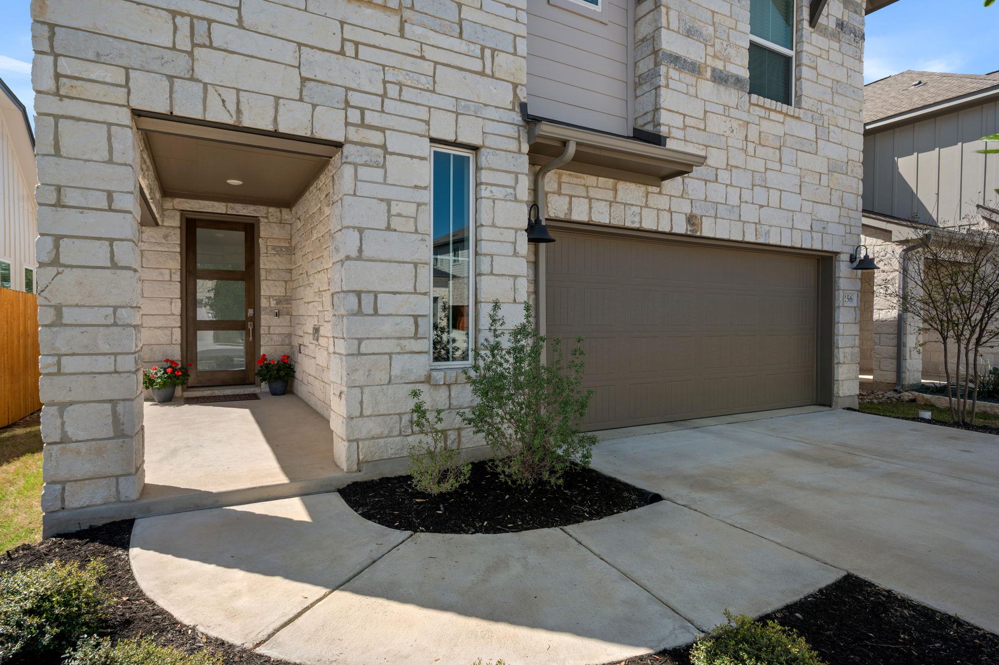 256 Comfort Maple Lane, Dripping Springs, TX 78620