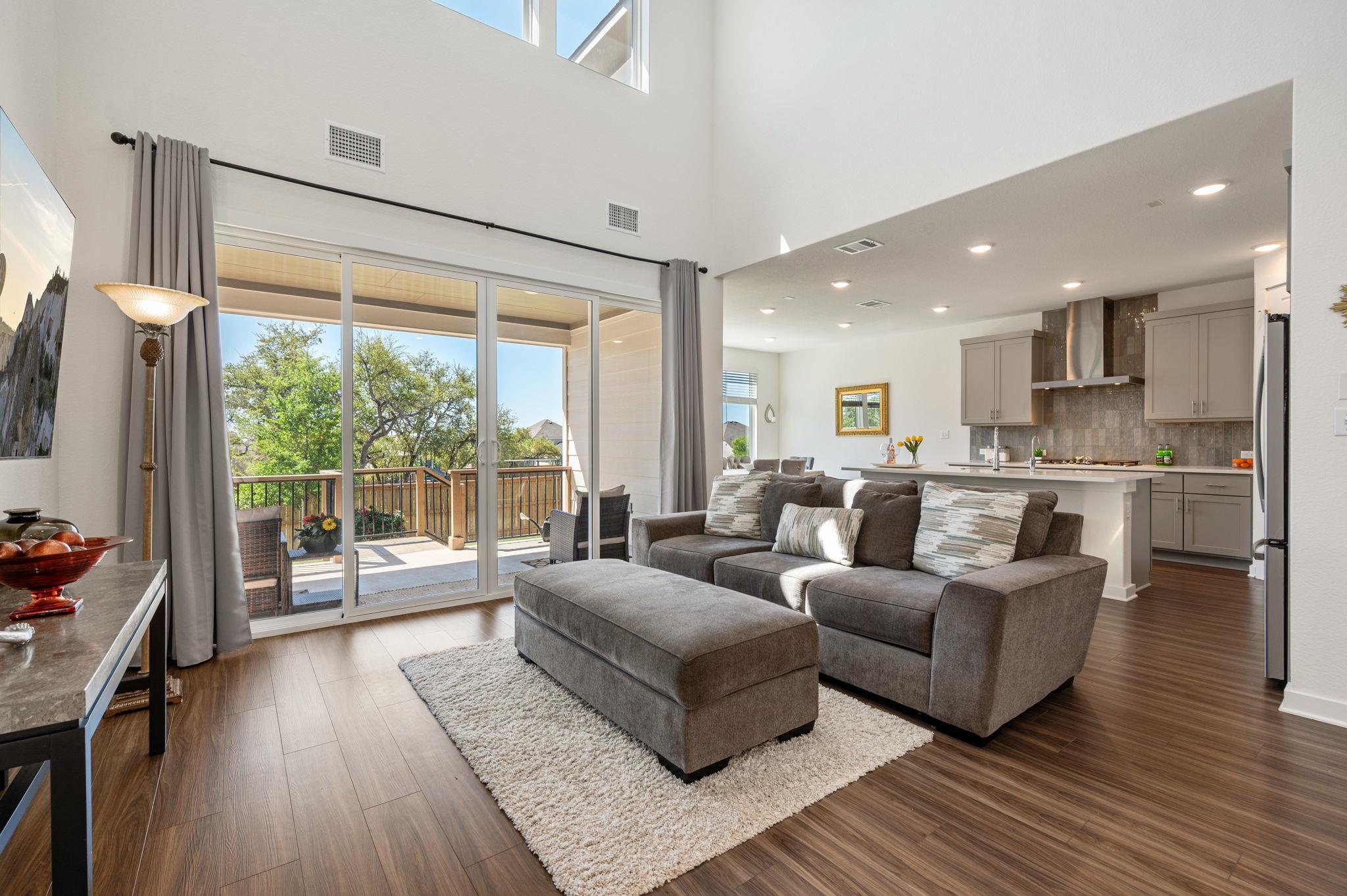 256 Comfort Maple Lane, Dripping Springs, TX 78620