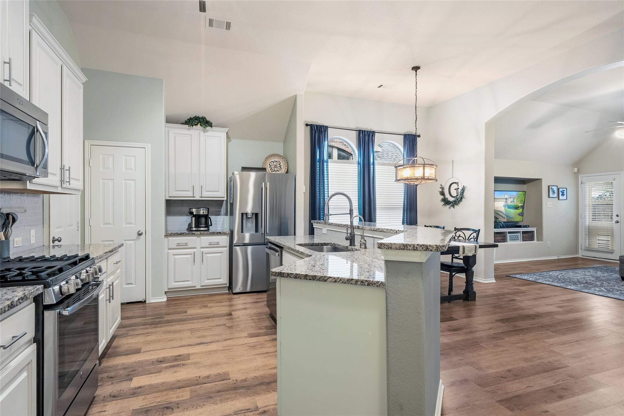 1804 Paseo Verde Dr, Leander, TX 78641