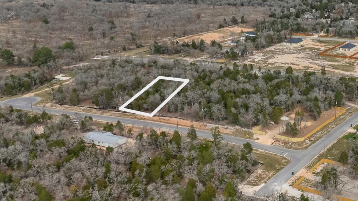 130 Las Cimas Dr, Elgin, TX 78621