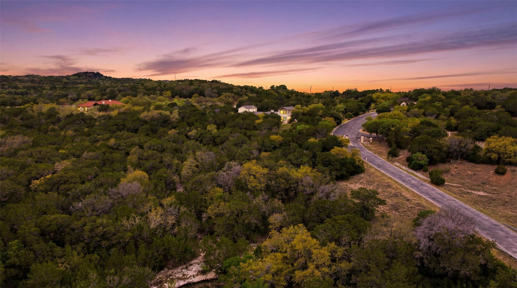 600 N Angel Light Dr, Spicewood, TX 78669