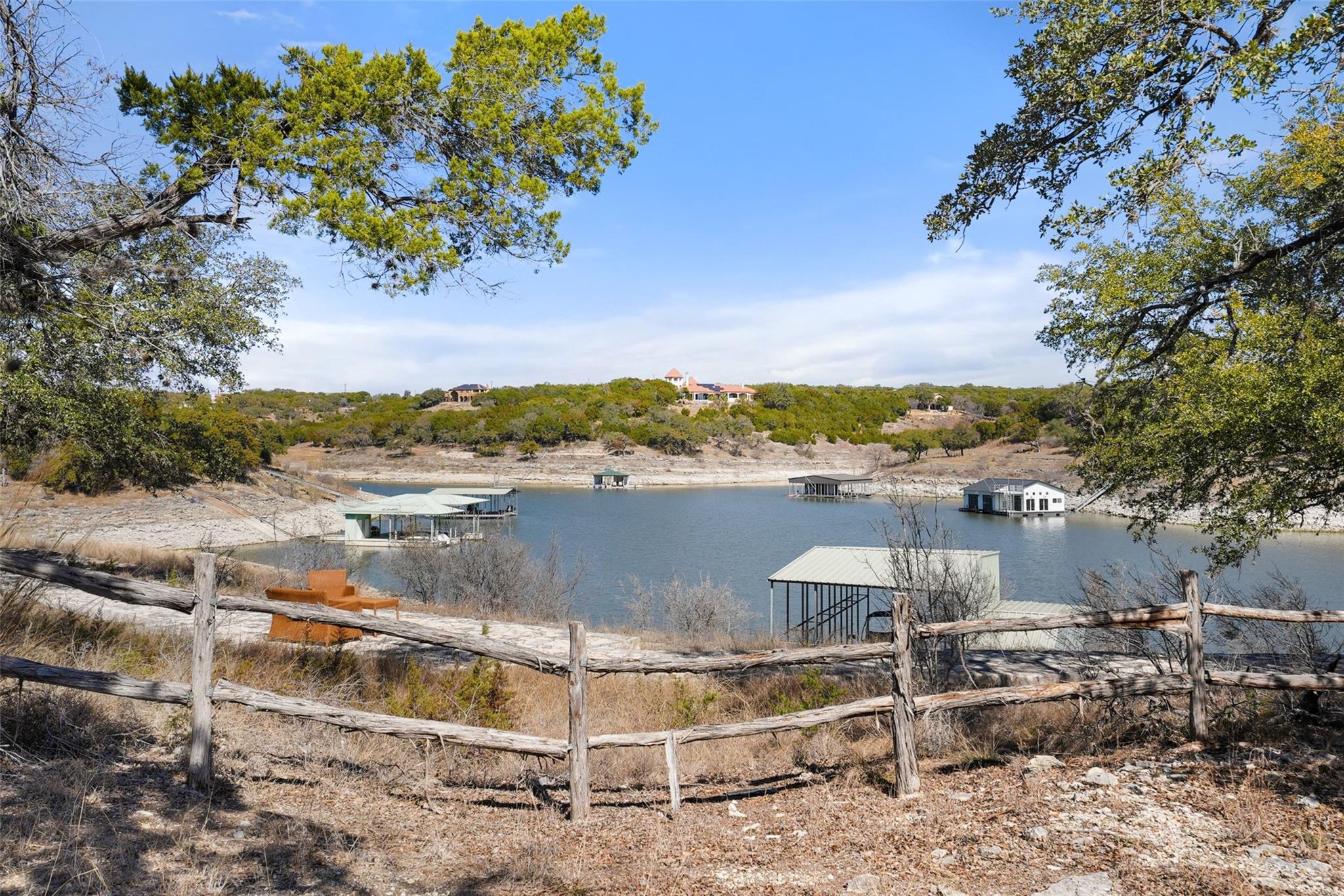 600 N Angel Light Dr, Spicewood, TX 78669