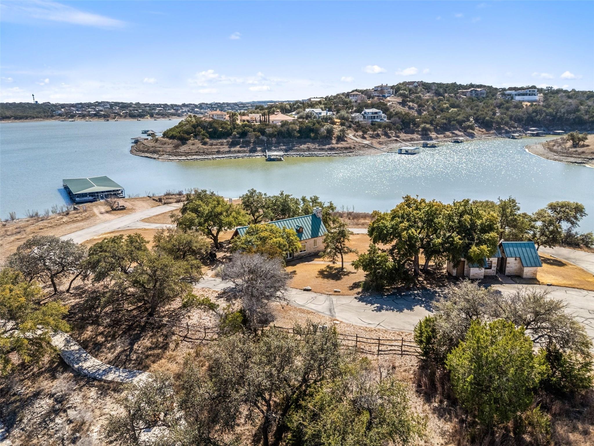 600 N Angel Light Dr, Spicewood, TX 78669