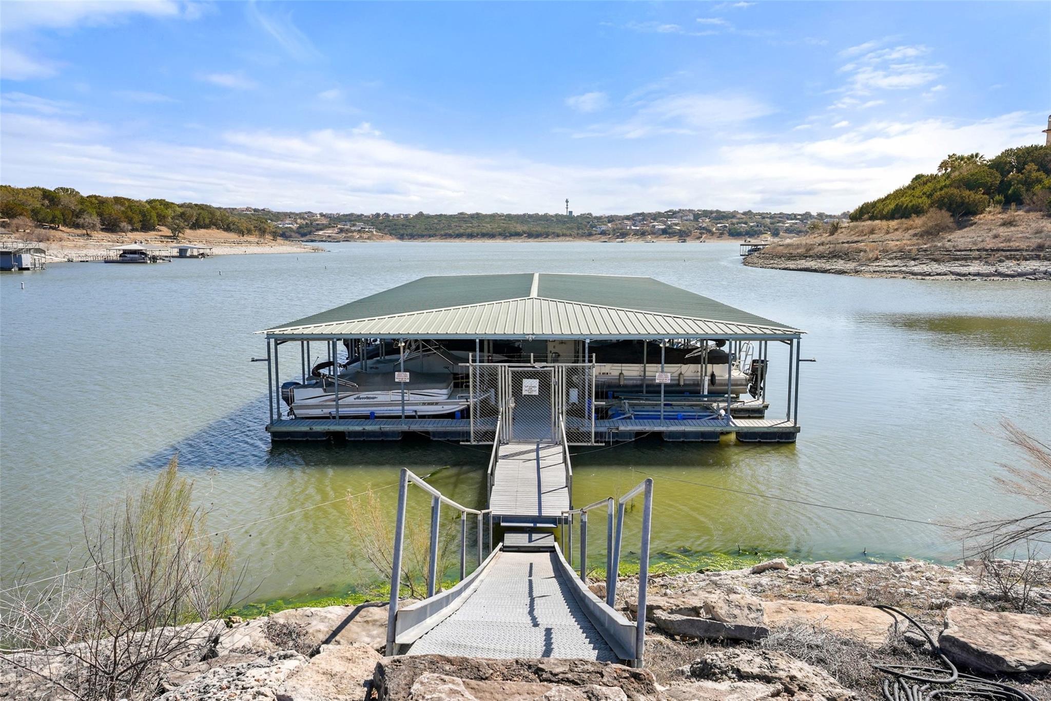 600 N Angel Light Dr, Spicewood, TX 78669