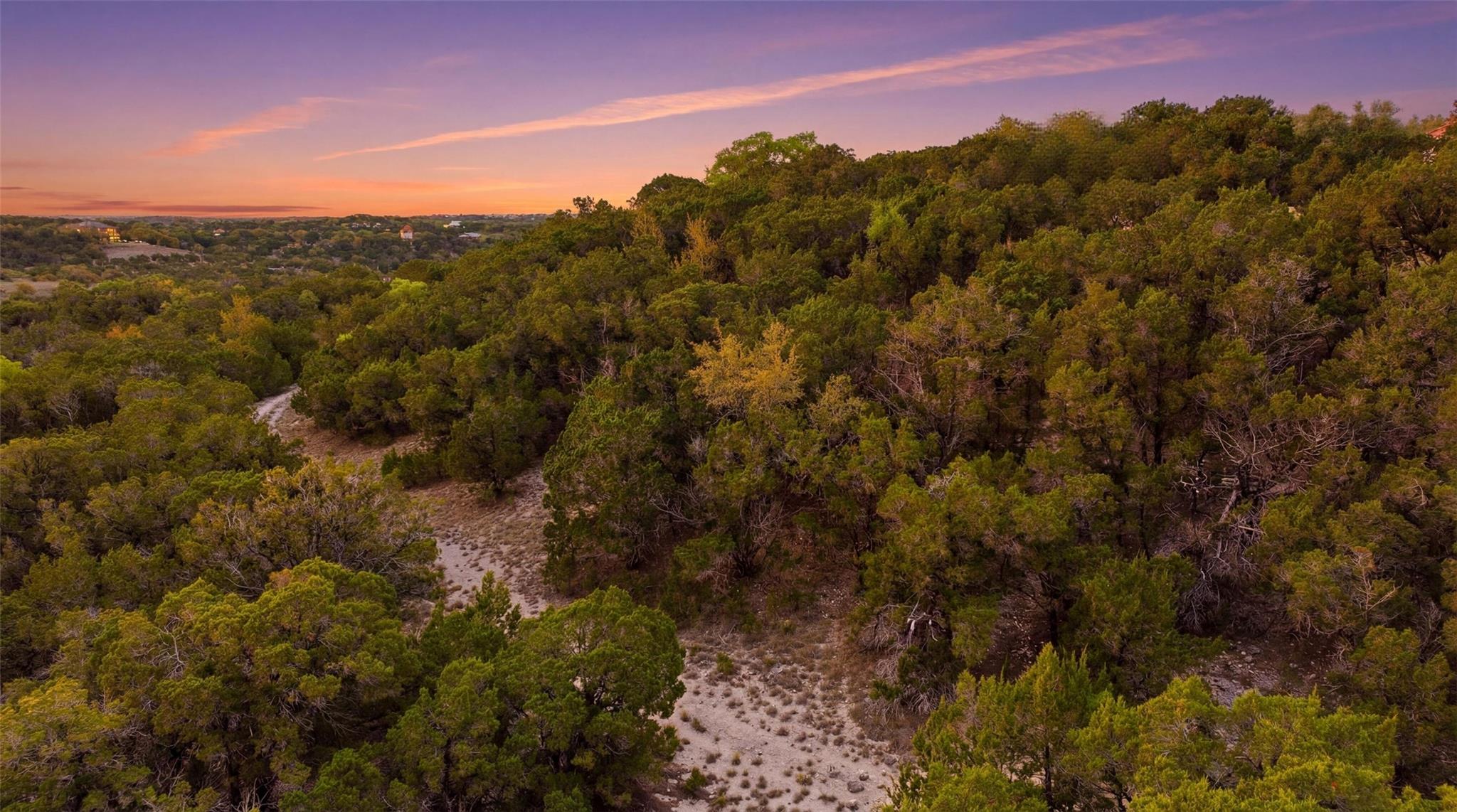 600 N Angel Light Dr, Spicewood, TX 78669