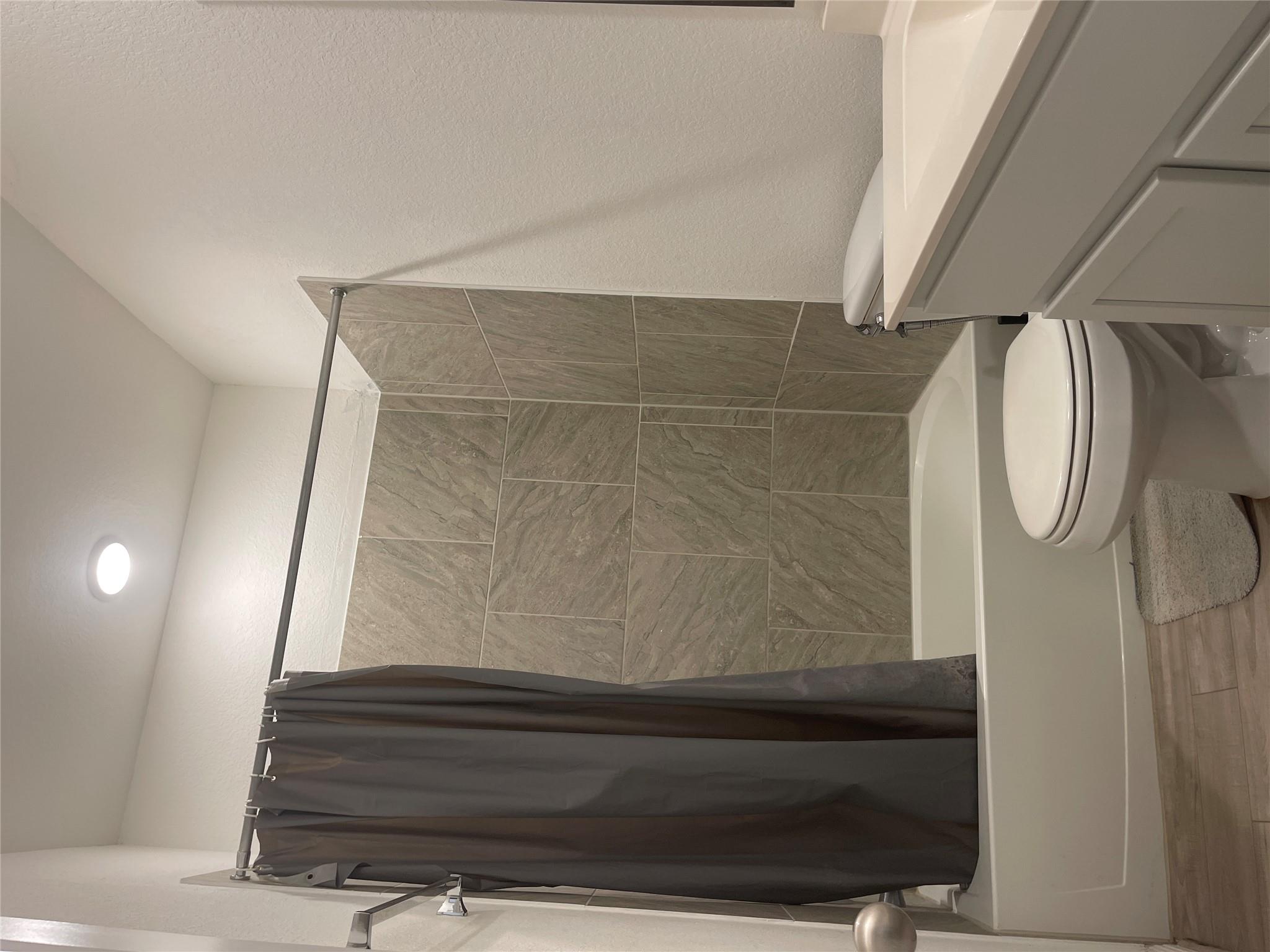 232 Short Leaf Dr, Buda, TX 78610