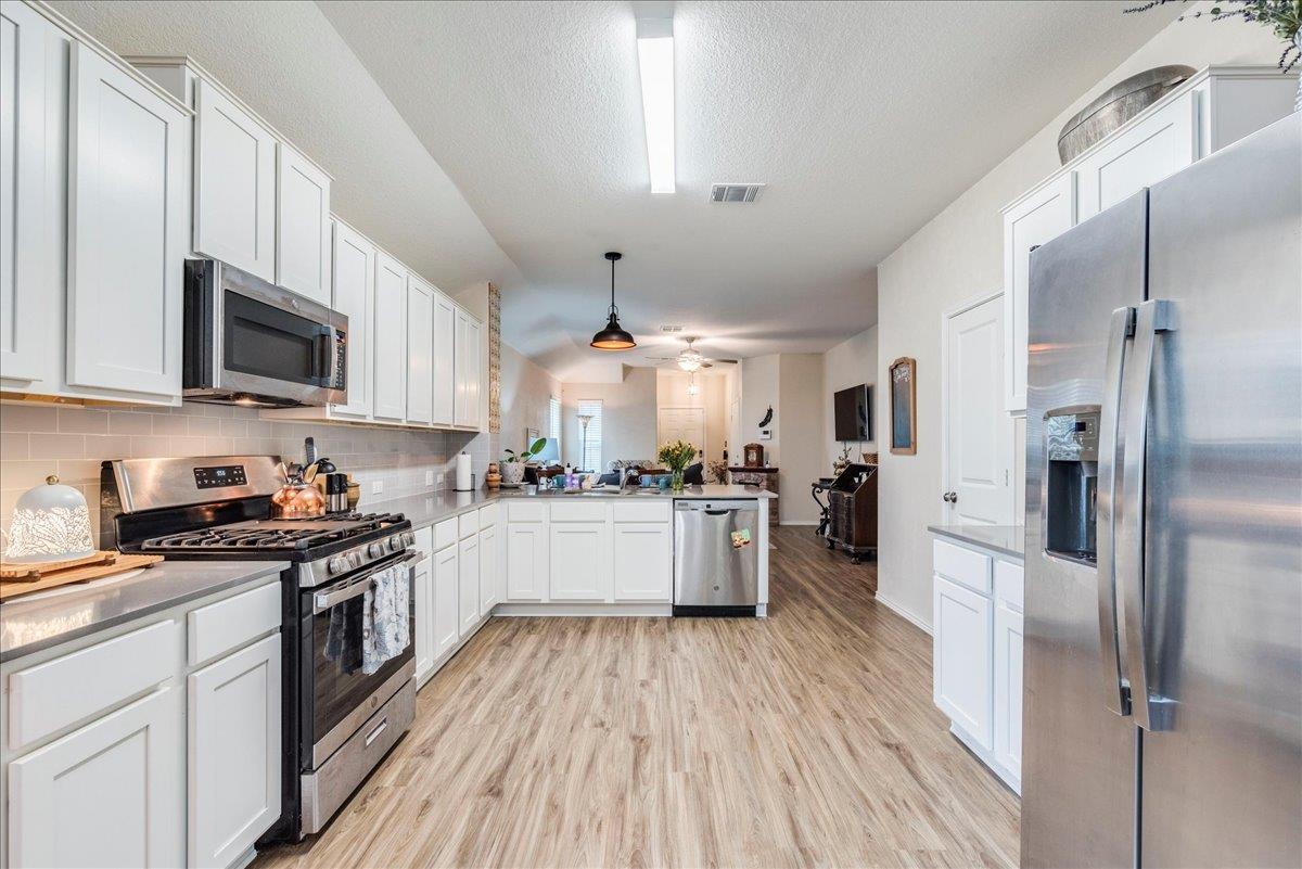 144 High Plains Pass, Liberty Hill, TX 78642