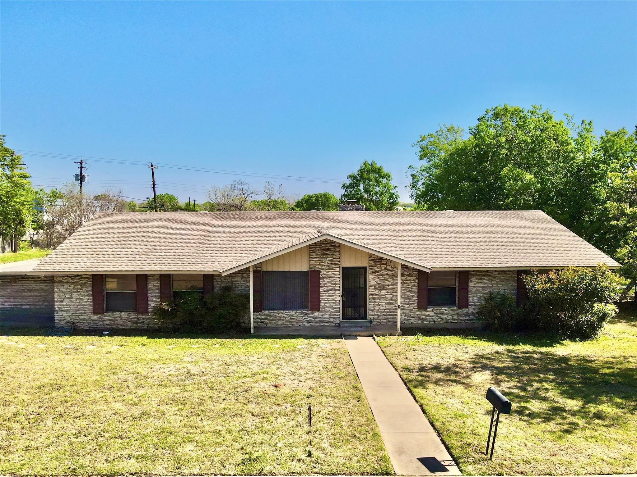 1000 Hollybluff St, Austin, TX 78753