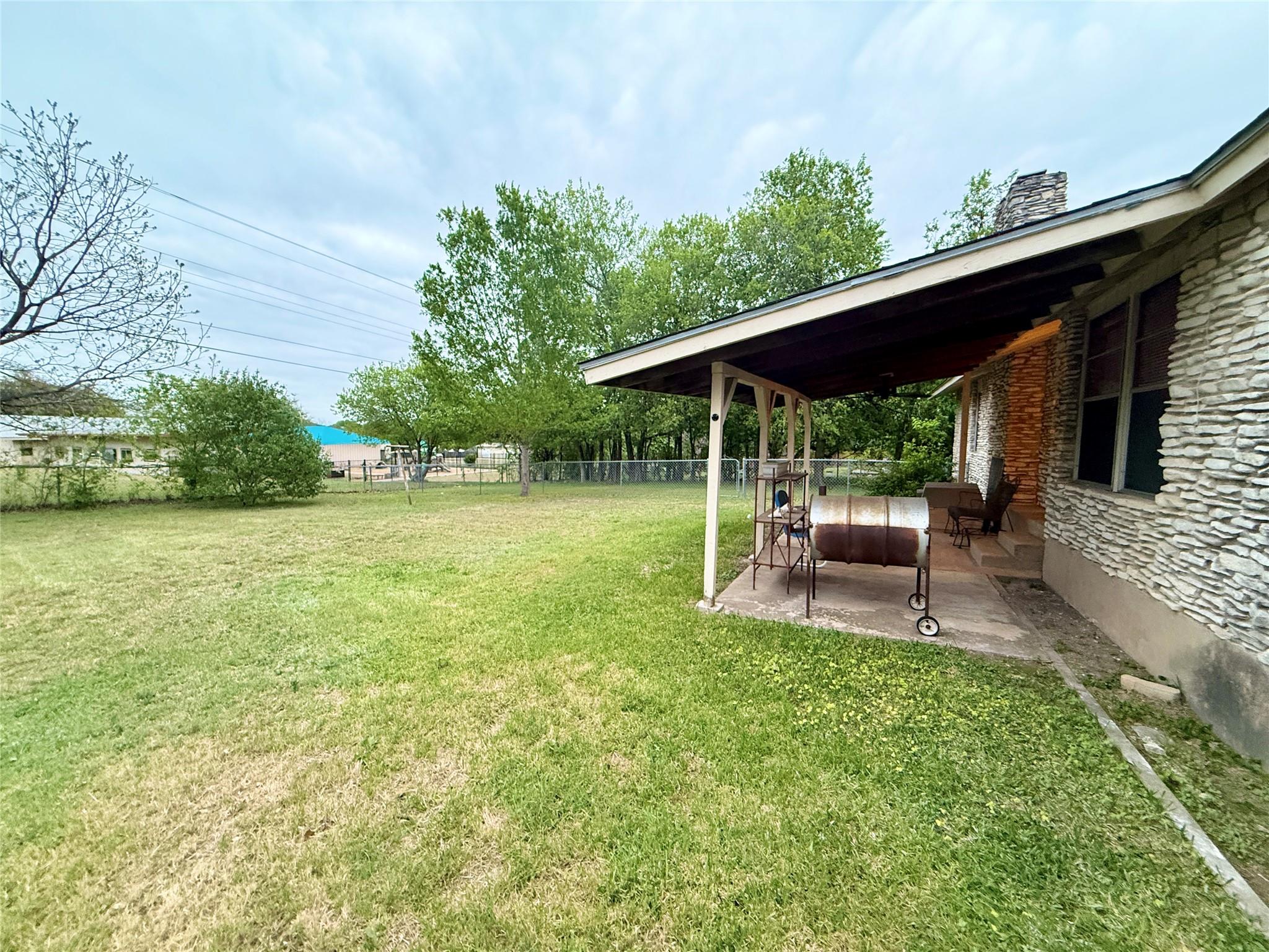 1000 Hollybluff St, Austin, TX 78753