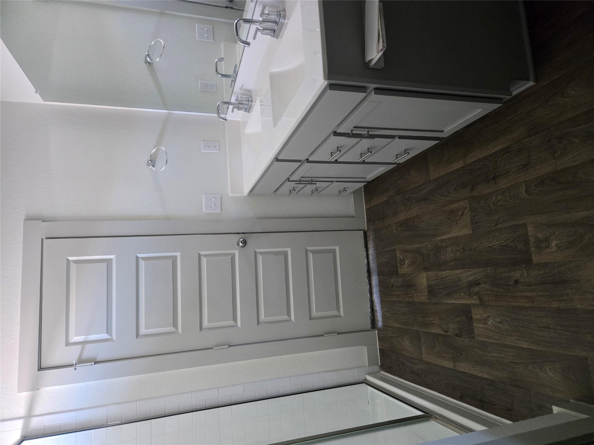 604 Concho River Dr, Hutto, TX 78634