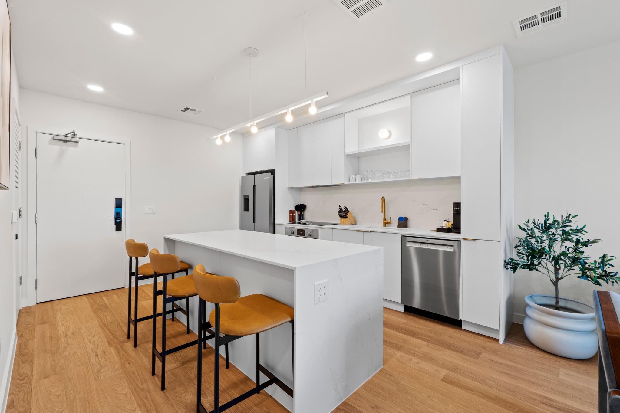 2323 S Lamar Blvd # 505, Austin, TX 78704