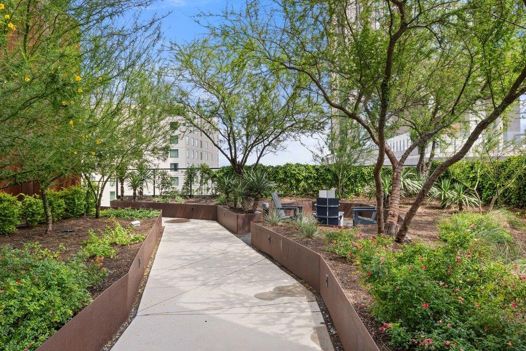 70 Rainey St # 2208, Austin, TX 78701