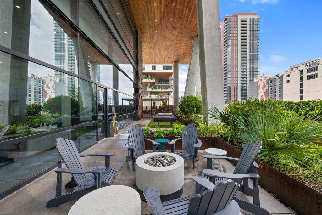 70 Rainey St # 2208, Austin, TX 78701