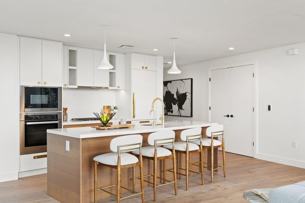 70 Rainey St # 2208, Austin, TX 78701