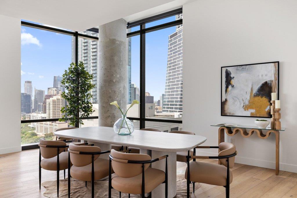 70 Rainey St # 2208, Austin, TX 78701