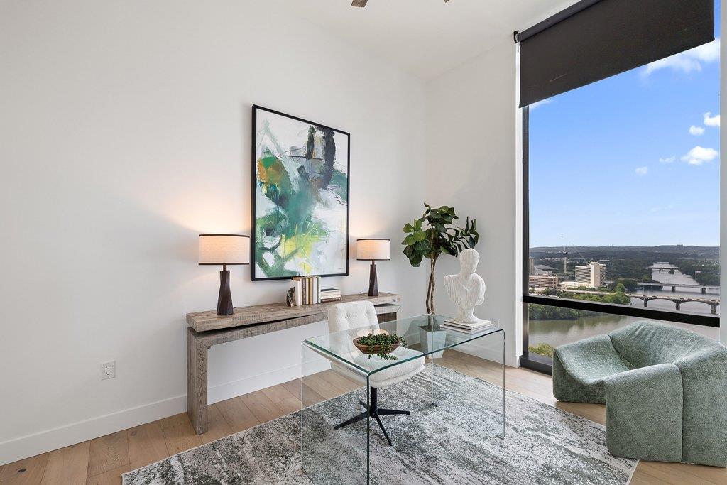 70 Rainey St # 2208, Austin, TX 78701