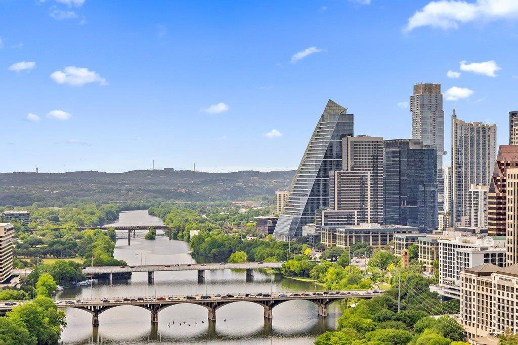 70 Rainey St # 2208, Austin, TX 78701