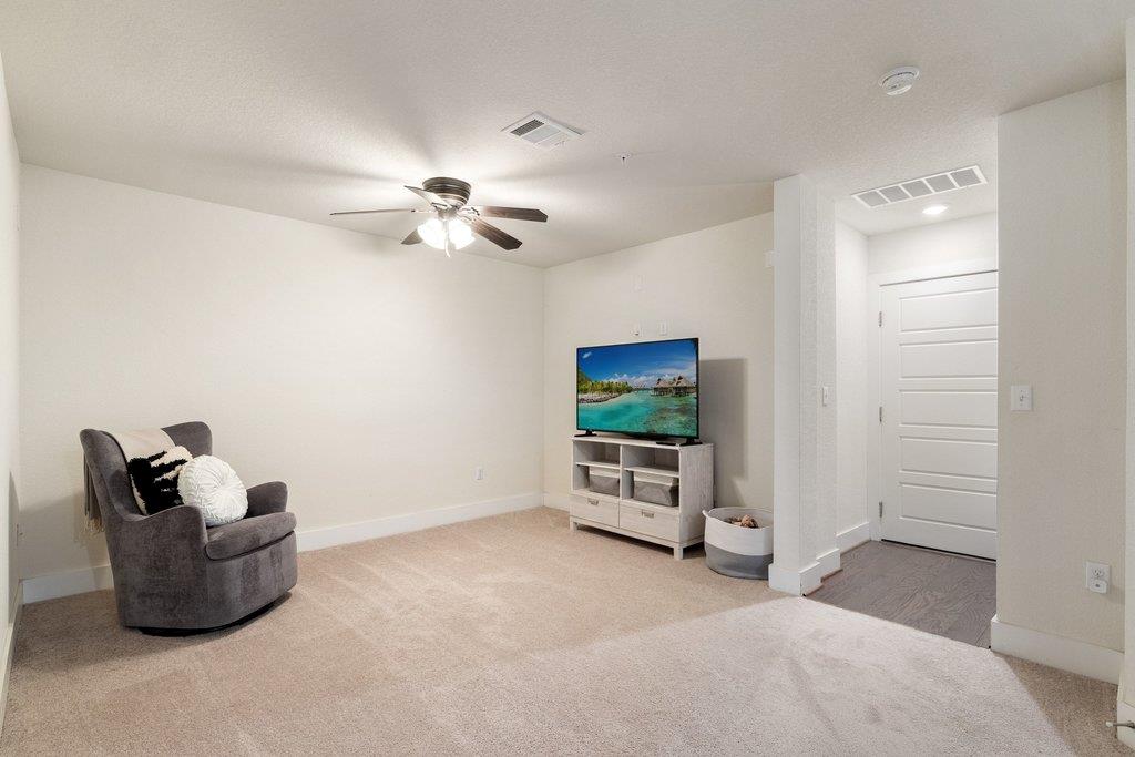 7409 Merrick Ln # 40, Austin, TX 78745