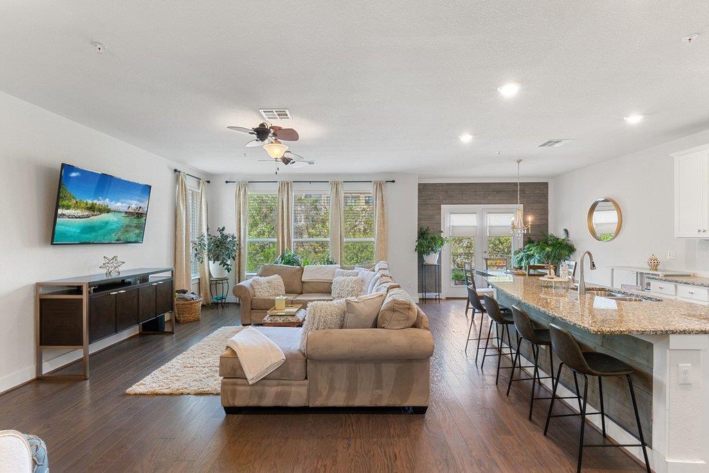 7409 Merrick Ln # 40, Austin, TX 78745