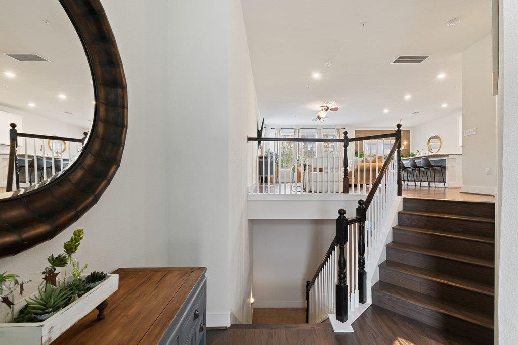 7409 Merrick Ln # 40, Austin, TX 78745