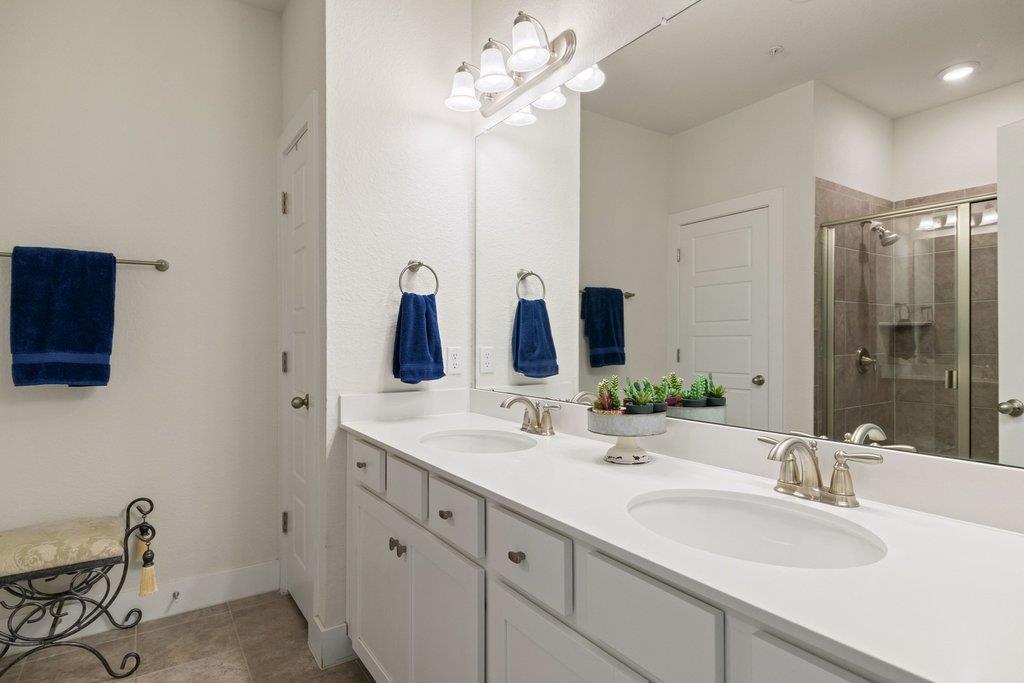 7409 Merrick Ln # 40, Austin, TX 78745