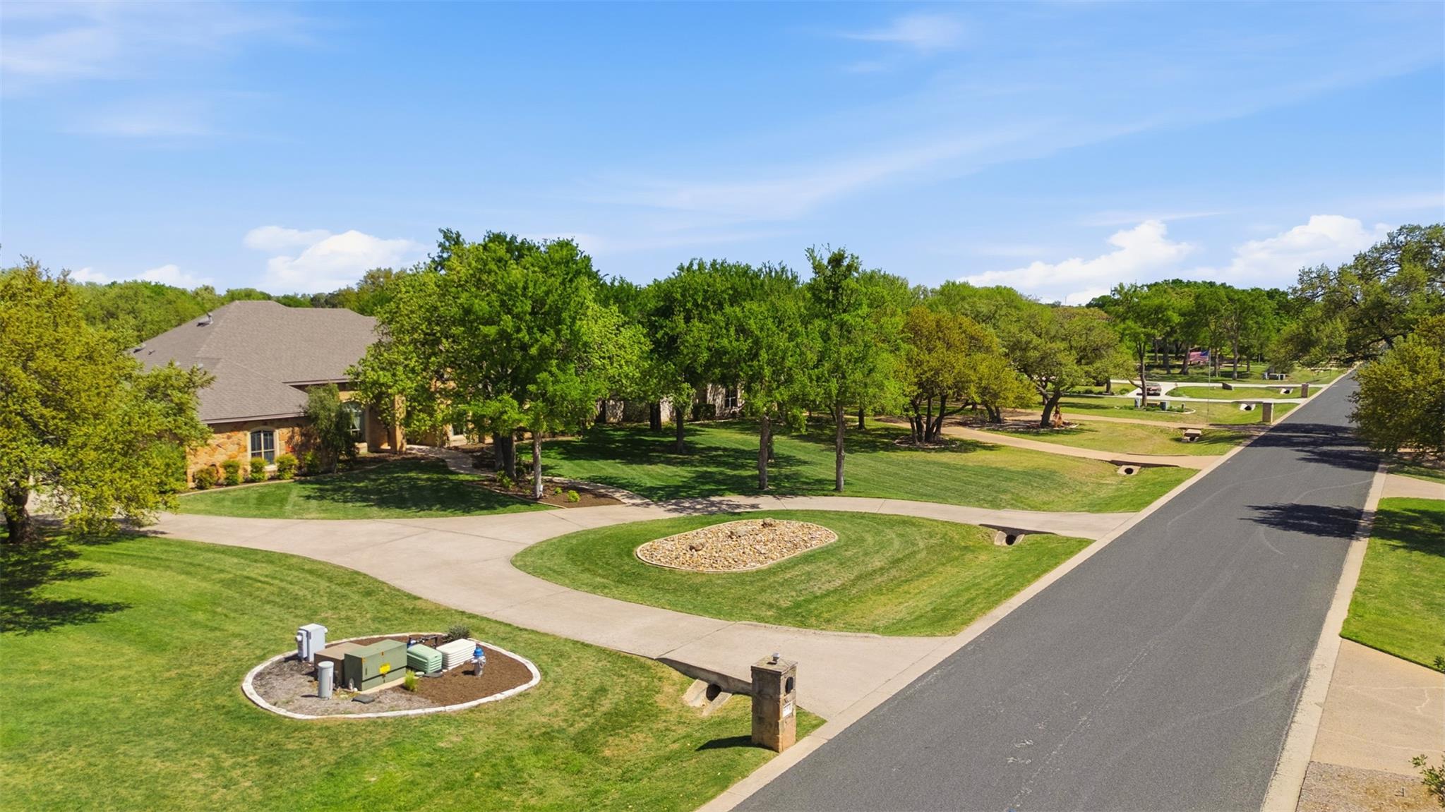 404 Ten Oaks Dr, Georgetown, TX 78633