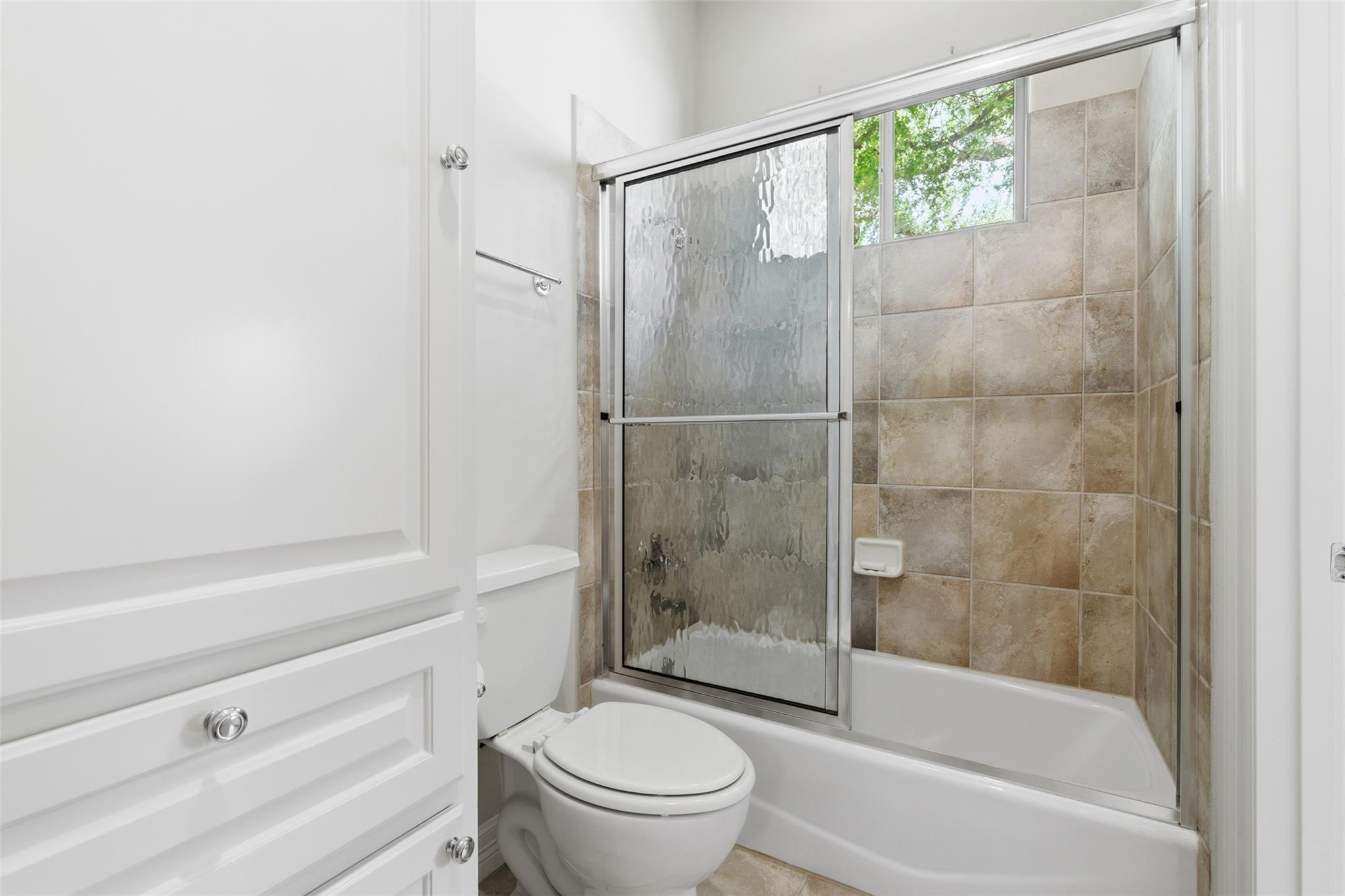 404 Ten Oaks Dr, Georgetown, TX 78633