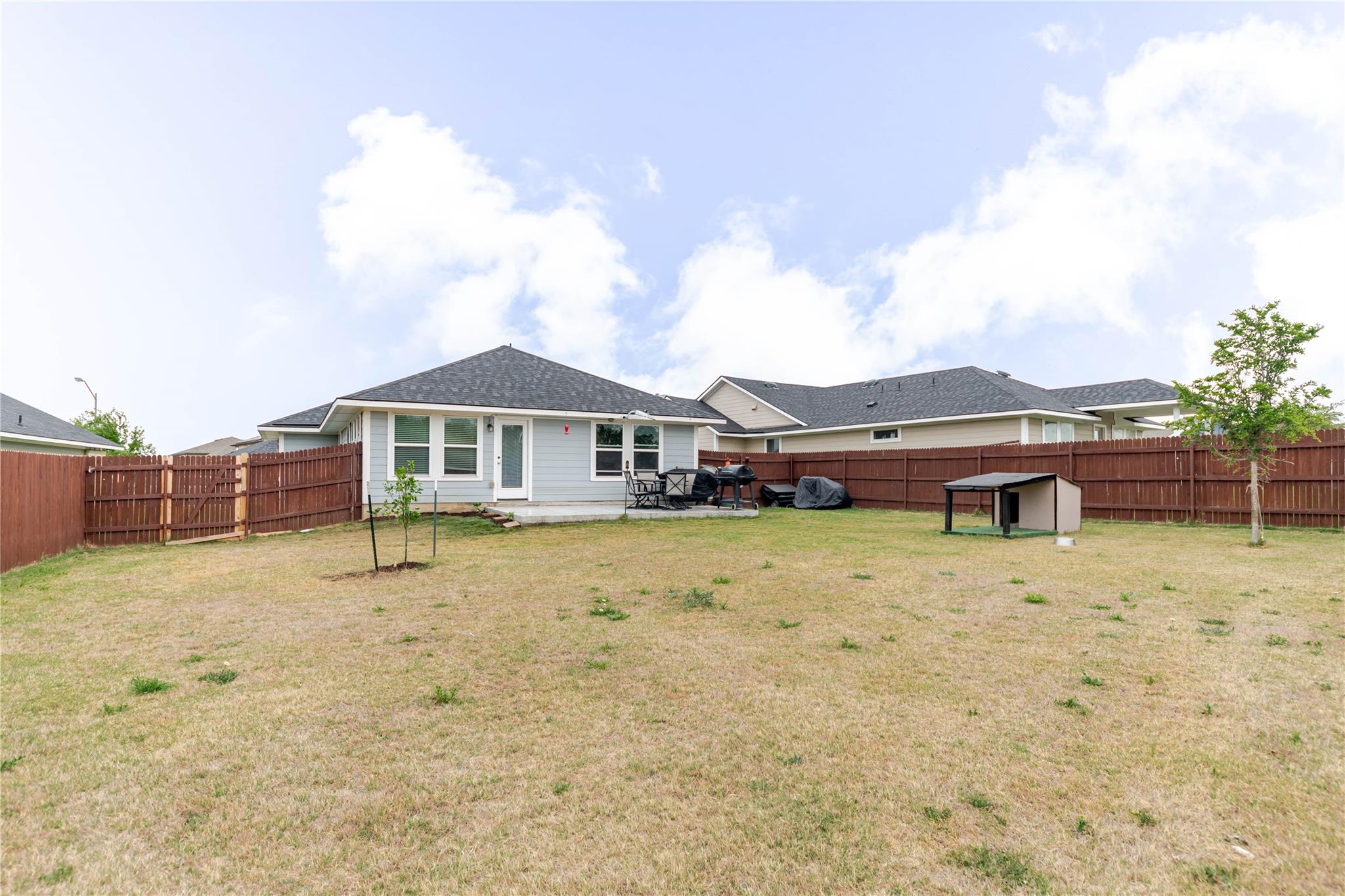 303 Schuyerville Dr, Elgin, TX 78621
