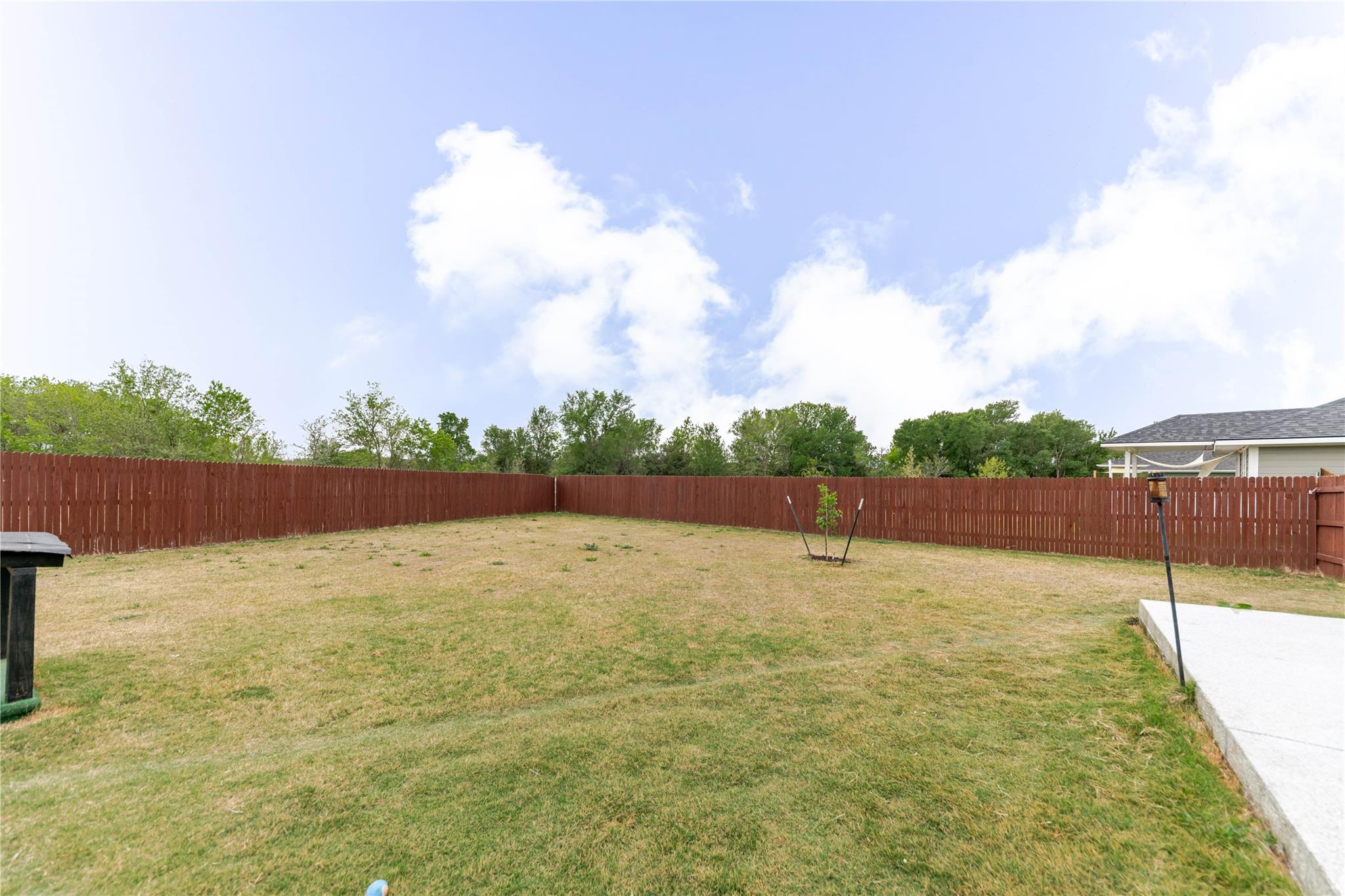 303 Schuyerville Dr, Elgin, TX 78621