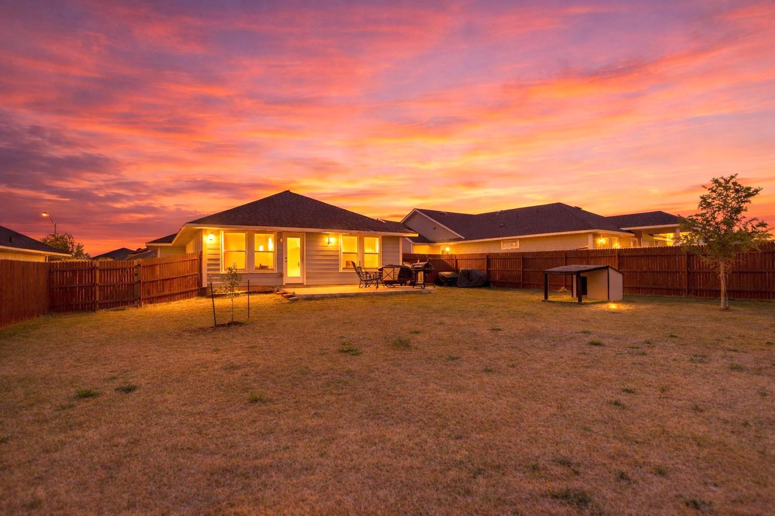 303 Schuyerville Dr, Elgin, TX 78621