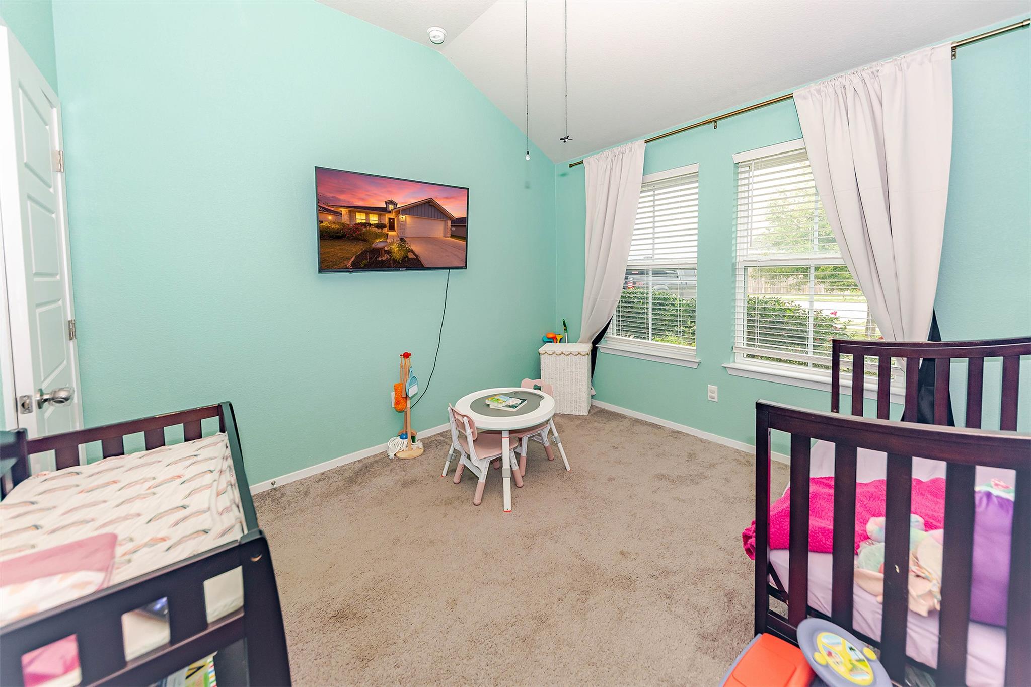 303 Schuyerville Dr, Elgin, TX 78621