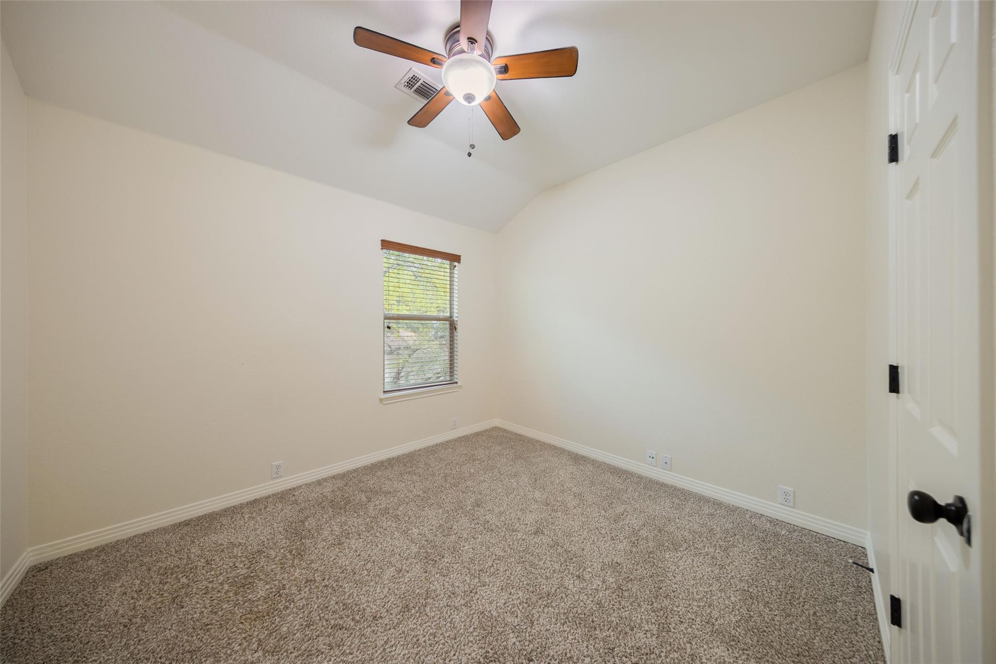 1111 Heritage Park Dr, Cedar Park, TX 78613