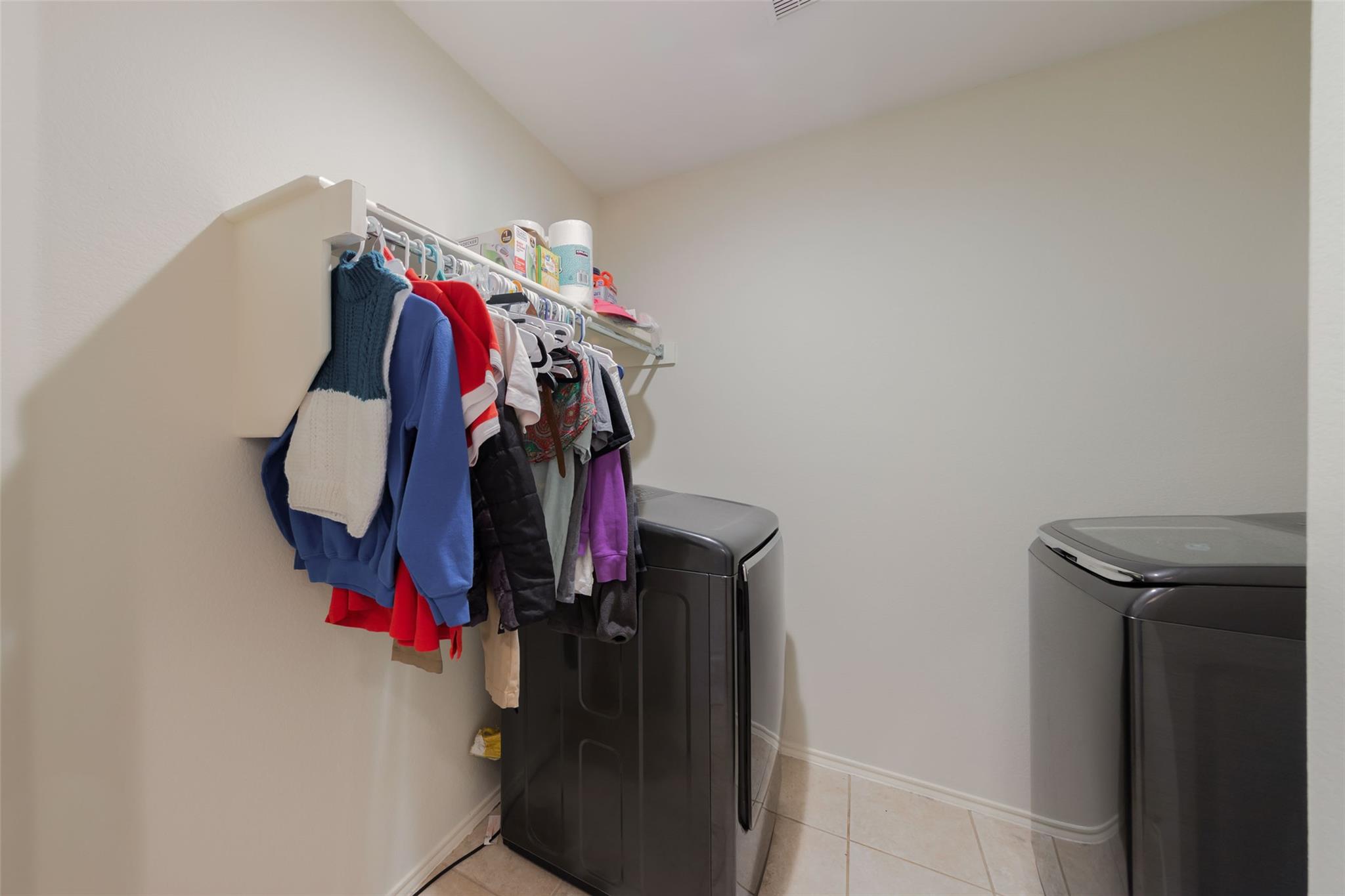 1111 Heritage Park Dr, Cedar Park, TX 78613