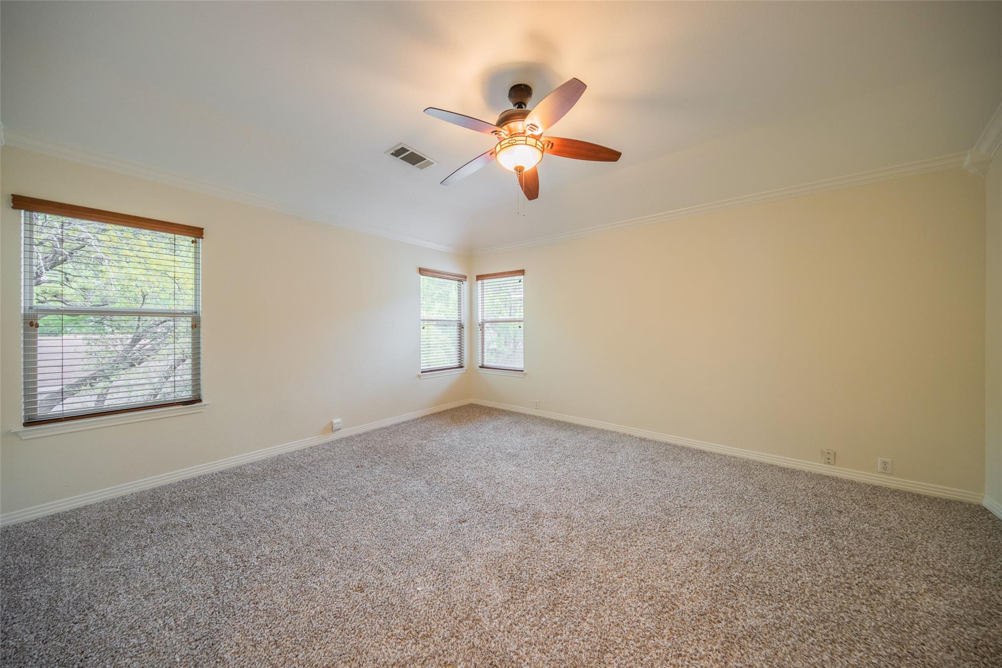 1111 Heritage Park Dr, Cedar Park, TX 78613