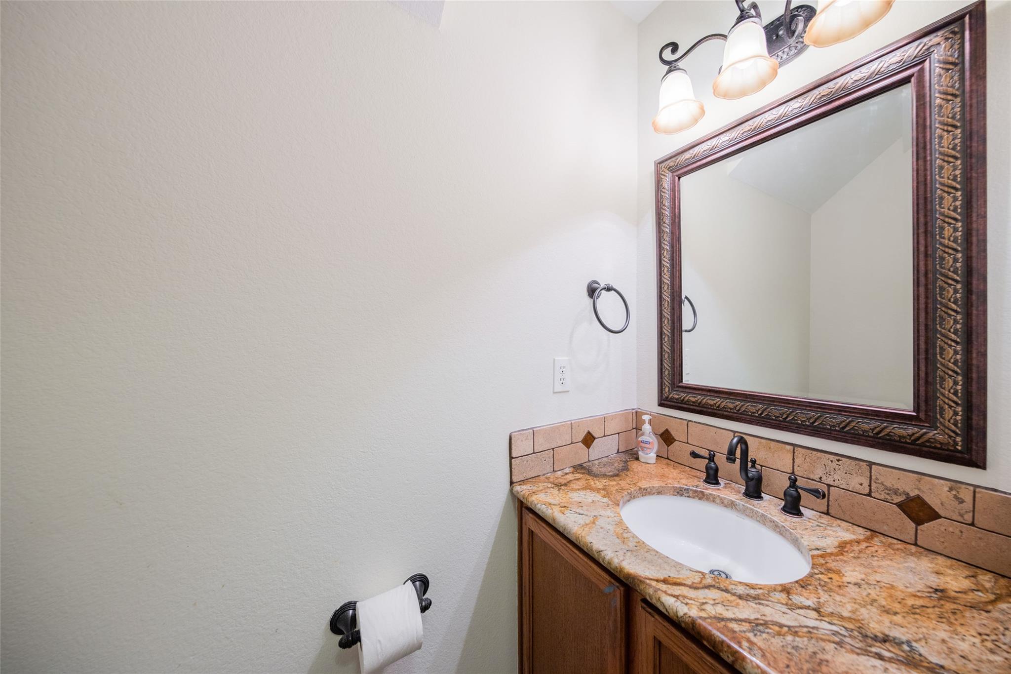 1111 Heritage Park Dr, Cedar Park, TX 78613