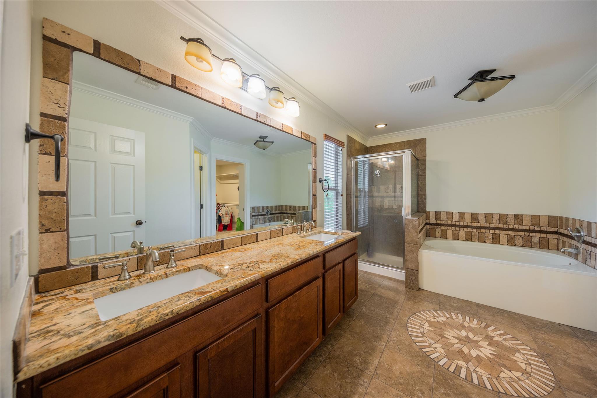 1111 Heritage Park Dr, Cedar Park, TX 78613