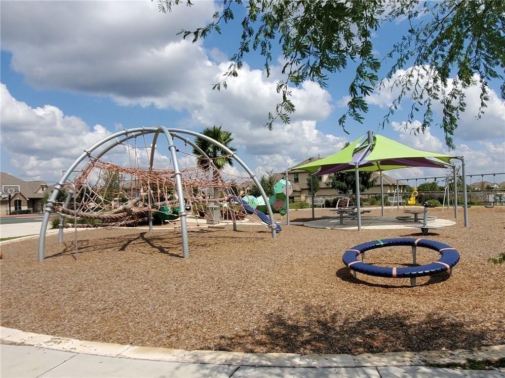 184 Lenera Dr, Liberty Hill, TX 78642