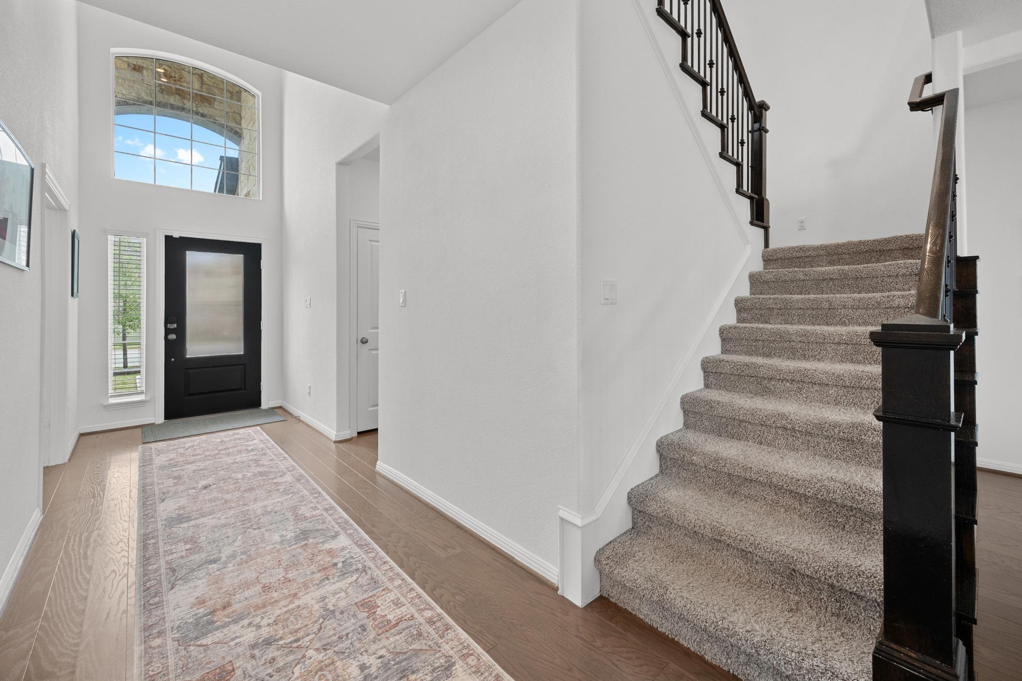 184 Lenera Dr, Liberty Hill, TX 78642