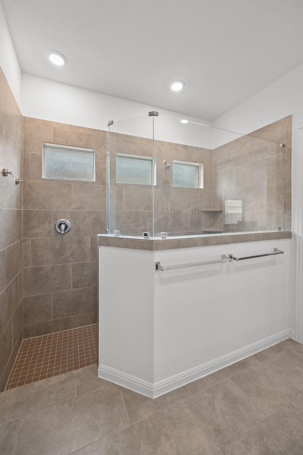 184 Lenera Dr, Liberty Hill, TX 78642