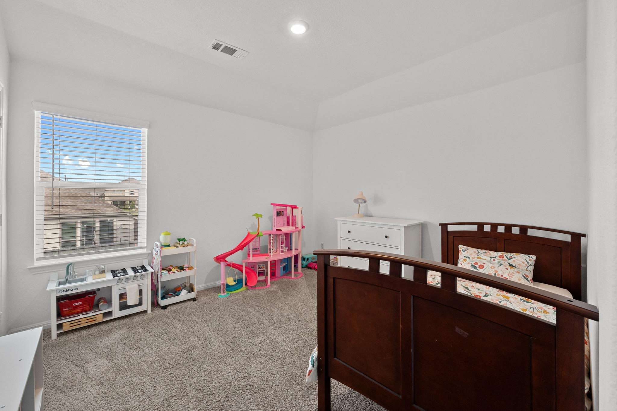 184 Lenera Dr, Liberty Hill, TX 78642